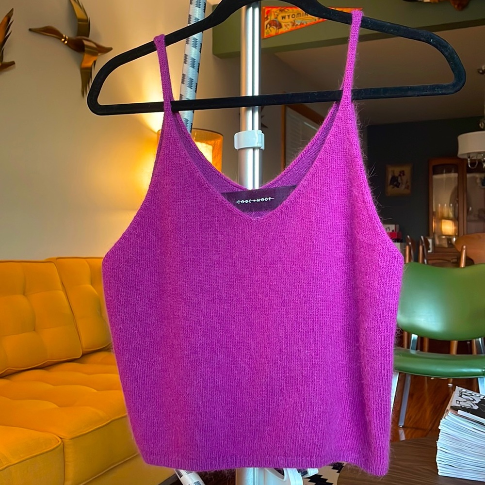 New Code Mode - Crop Sweater Tank